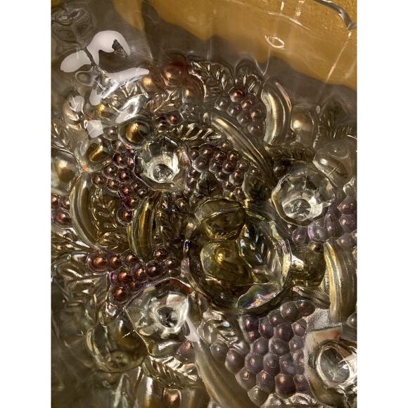Vintage Indiana Glass Clear Footed‎ Fruit/Salad Oval Iridesent Bowl Grape Color - Picture 9 of 9